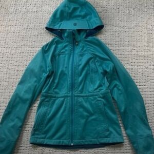 Lululemon Embark Softshell Jacket  Size 6